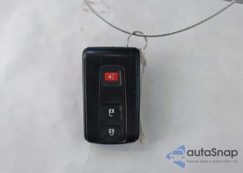 2004 Toyota Prius из США, поврежденный, VIN JTDKB20U640017053